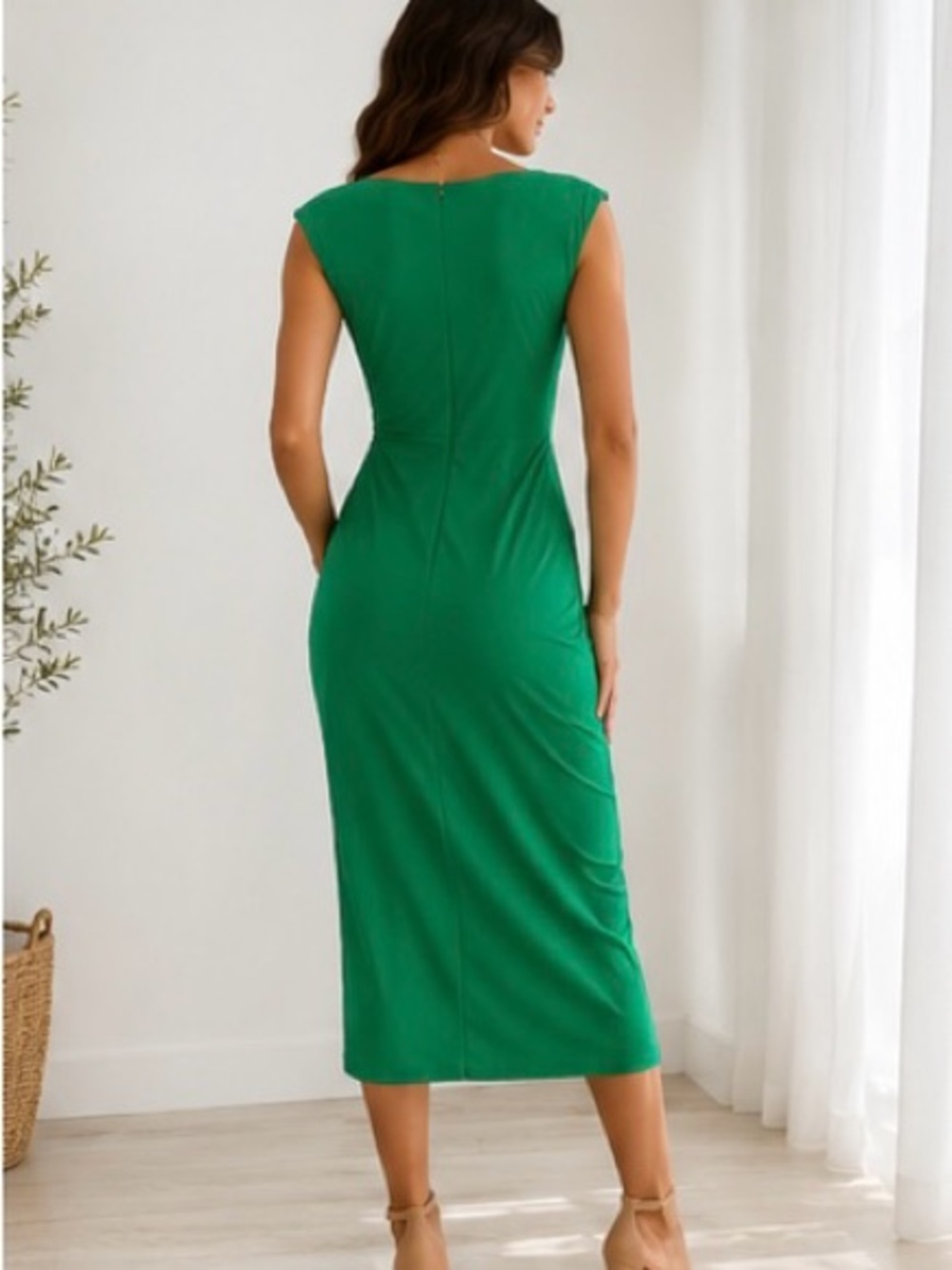 Vince Camuto Emerald Green Twist Front Midi Dress Size 2 - Picture 2 of 9